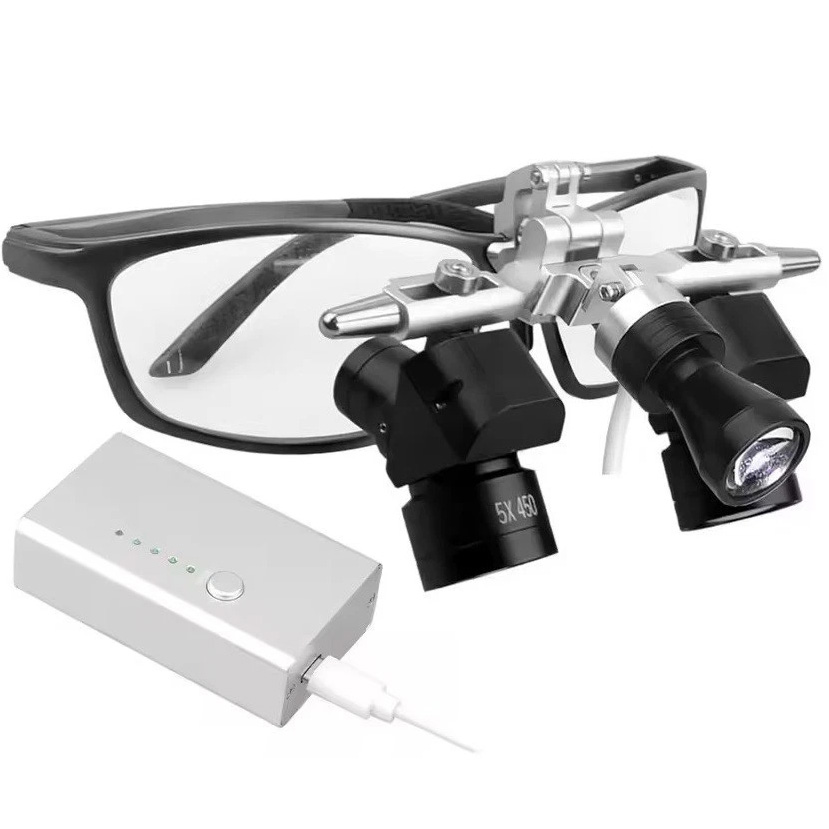 Occhiali ingrandenti binoculari Ergo dentali 5,0X 48° con faro LED dentale 5W